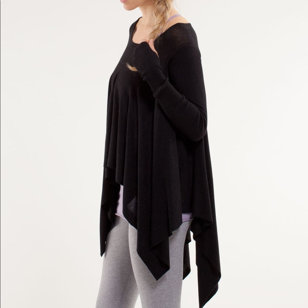LULULEMON / BLACK ENLIGHTENED PULLOVER